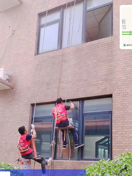 五峰承接各类窗户玻璃维修